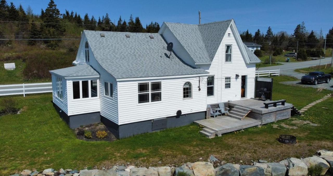 Atlantic Shores Retreat Villa Port Dufferin Exterior photo
